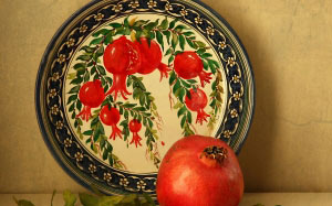 ceramics, still life, Uzbek ceramics, fruits, berries, punica