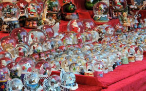 Новый год, Рождество, праздники, снежные шары, рождественский рынок, рождественская ярмарка, украшения