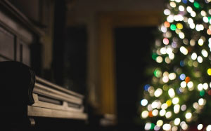 боке, ночь, цвет, пианино, темнота, рождество, огоньки, новогодние огни, новогодняя ёлка, новогодние украшения, новый год