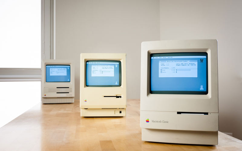 old computer, retro computer, macintosh classic, M1420, macintosh SE, M5010, macintosh 512K plus, M0001AP