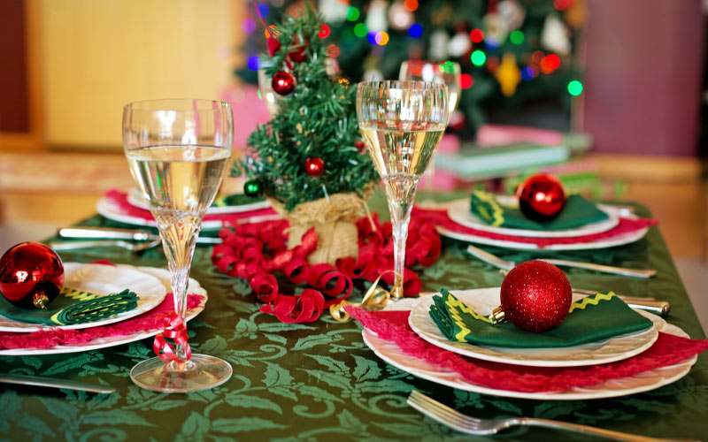 новогодний стол, новогодний ужин, праздник, рождество, новый год, тарелки, сервировка, традиционный, сезон