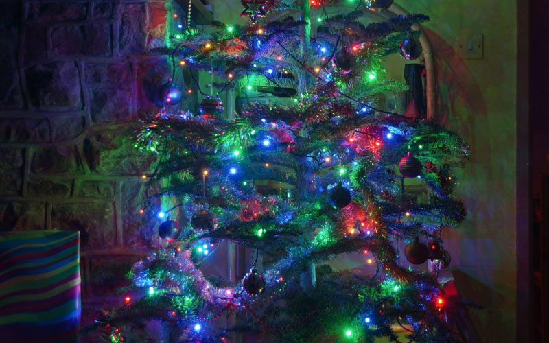 новогодняя елка, огни, разноцветные, елка, рождество, новый год, канун, праздник, уютно