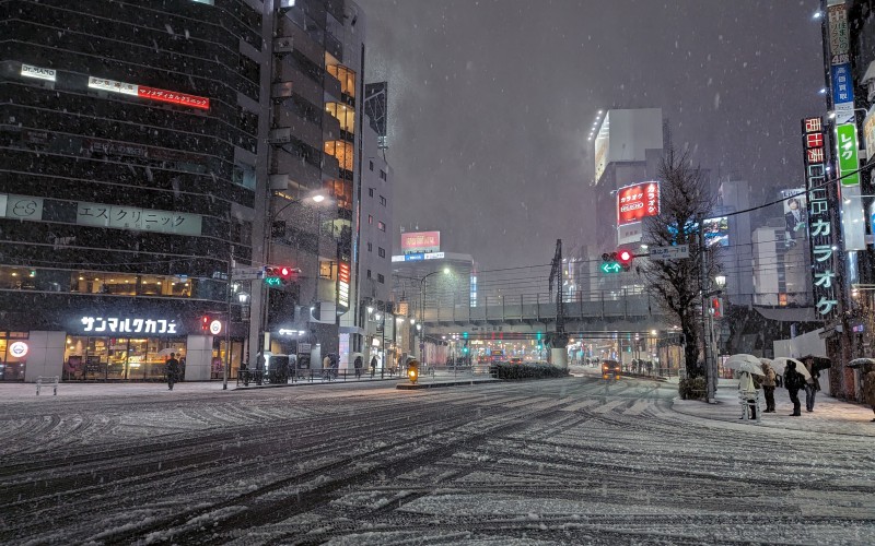 city, snowfall, shibuya-ku, night, street, road, pedestrians, japan
