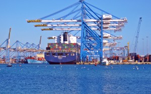 sea, water, ocean, docks, ships, transport, vessels, vehicles, bay, harbor, industrial, port, cargo, cranes, technology