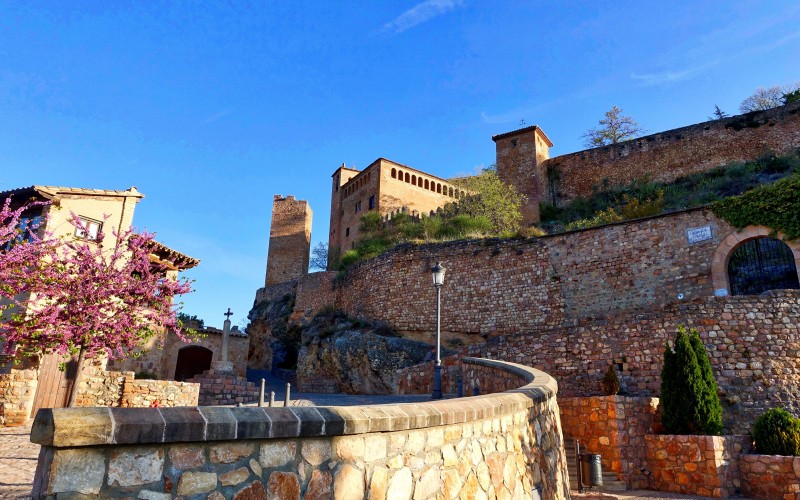 alquezar, ancient, architecture, buildings, castle, citadel, city, fortress, gothic, historic, house, landmark, landscape, outdoors, scenic, spain, stone, walls, tower, town, travel, history, old